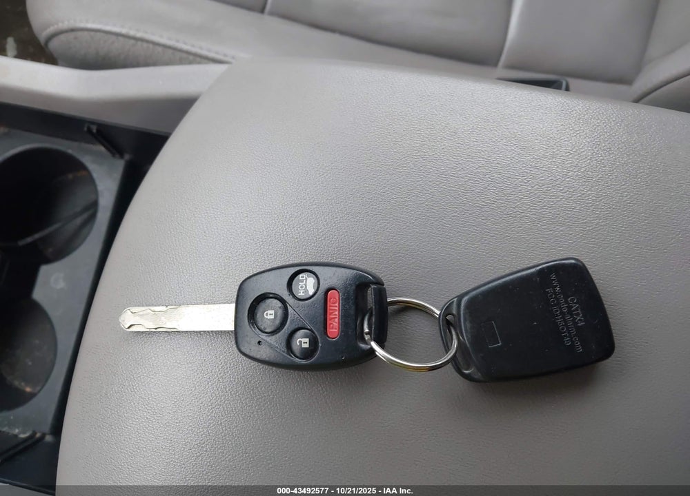 2013 HONDA PILOT VIN: 5FNYF4H56DB077391