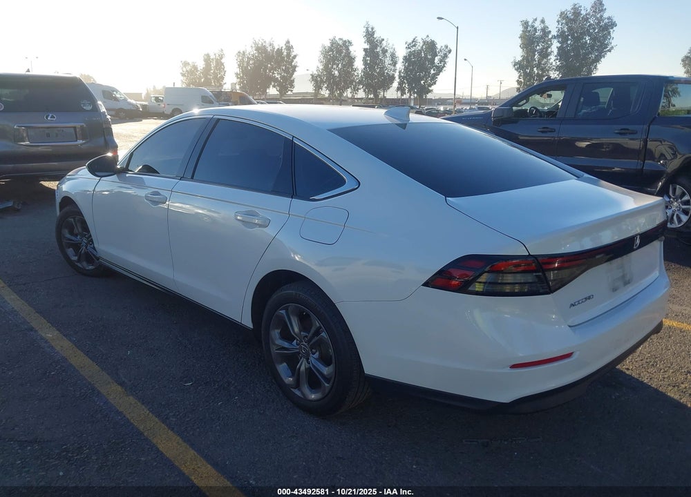 2024 HONDA ACCORD EX VIN: 1HGCY1F31RA061458
