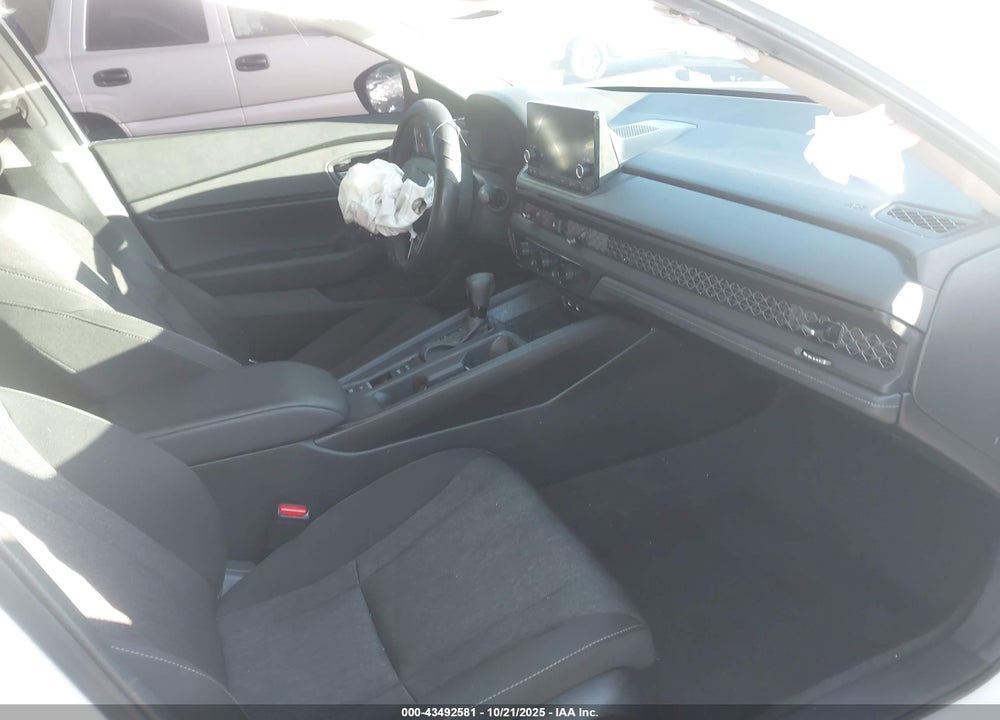 2024 HONDA ACCORD EX VIN: 1HGCY1F31RA061458