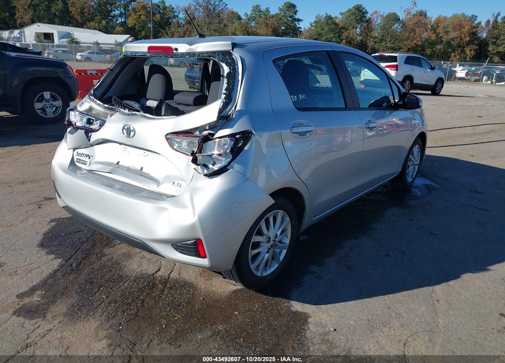 2018 TOYOTA YARIS LE VIN: VNKKTUD30JA088966