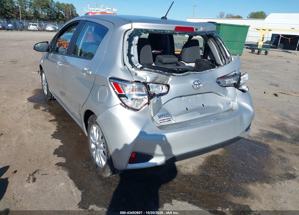 2018 TOYOTA YARIS LE VIN: VNKKTUD30JA088966