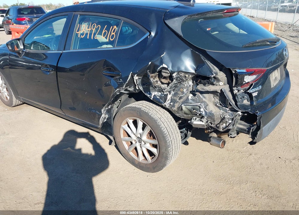 2015 MAZDA 3 VIN: 3MZBM1L72FM157608