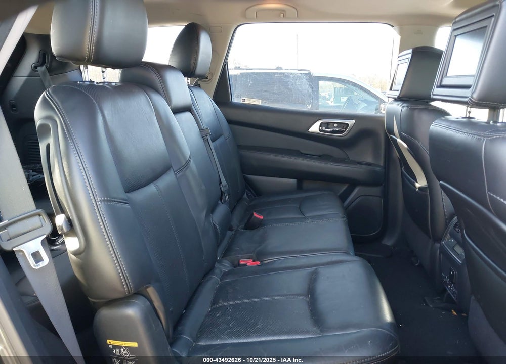 2014 NISSAN PATHFINDER VIN: 5N1AR2MM8EC659755