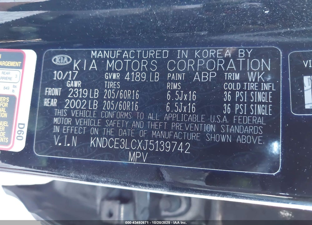 2018 KIA NIRO VIN: KNDCE3LCXJ5139742