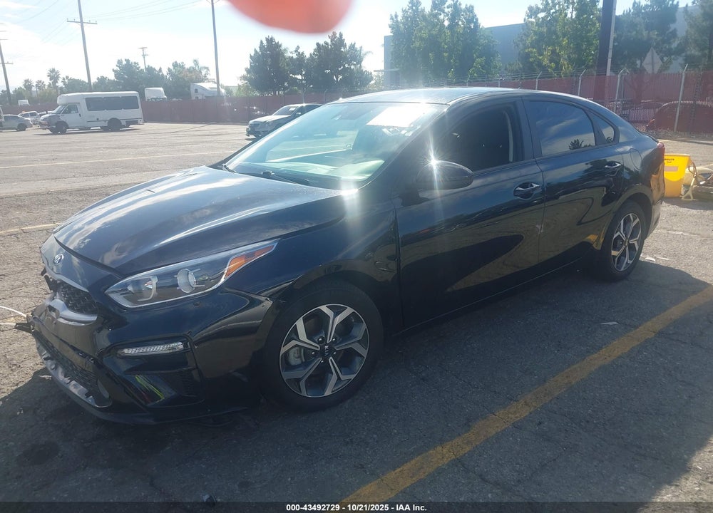 2021 KIA FORTE LXS VIN: 3KPF24AD1ME407397