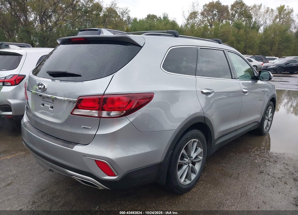 2017 HYUNDAI SANTA FE SE VIN: KM8SMDHF7HU256357