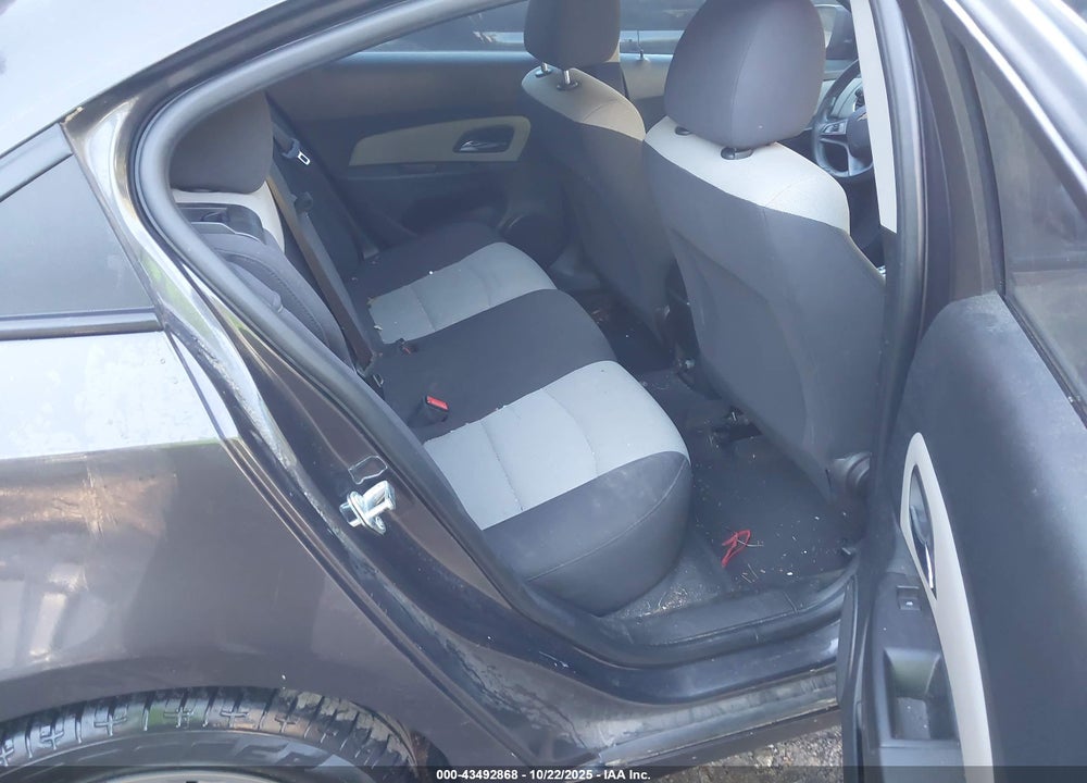 2014 CHEVROLET CRUZE LS AUTO VIN: 1G1PA5SH2E7183873
