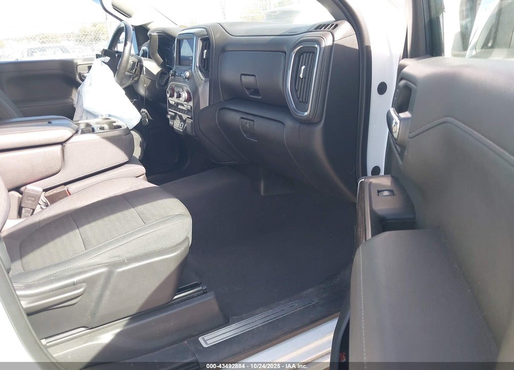 2019 CHEVROLET SILVERADO 1500 RST VIN: 1GCRYEED7KZ310783