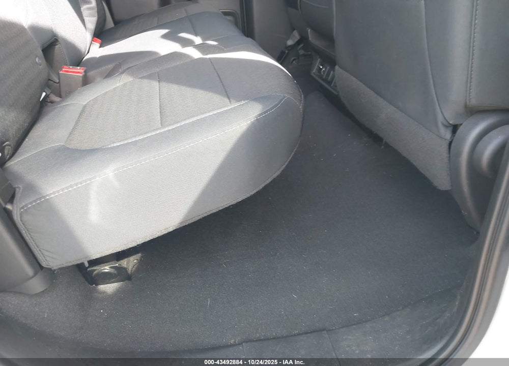 2019 CHEVROLET SILVERADO 1500 RST VIN: 1GCRYEED7KZ310783