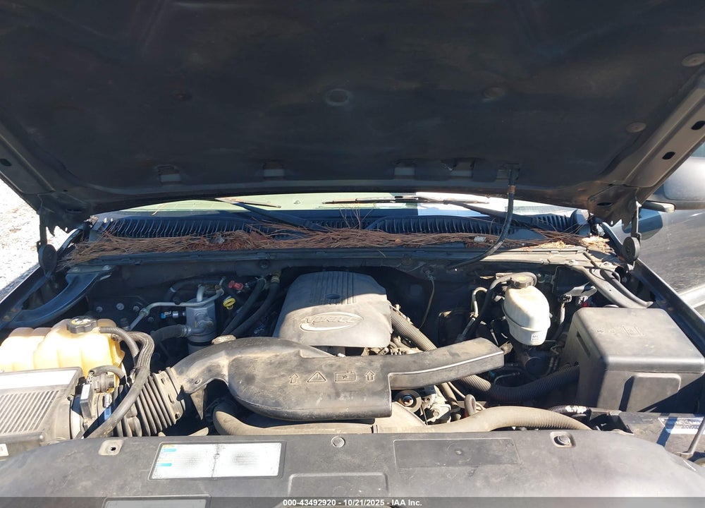 2004 GMC YUKON XL 1500 SLT VIN: 1GKEC16Z74J158686