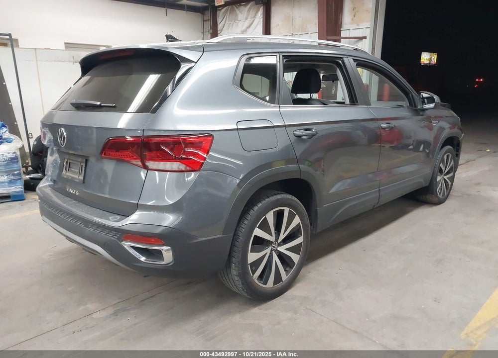 2022 VOLKSWAGEN TAOS VIN: 3VVRX7B27NM060700