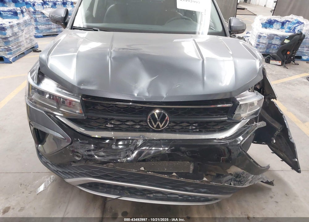 2022 VOLKSWAGEN TAOS VIN: 3VVRX7B27NM060700