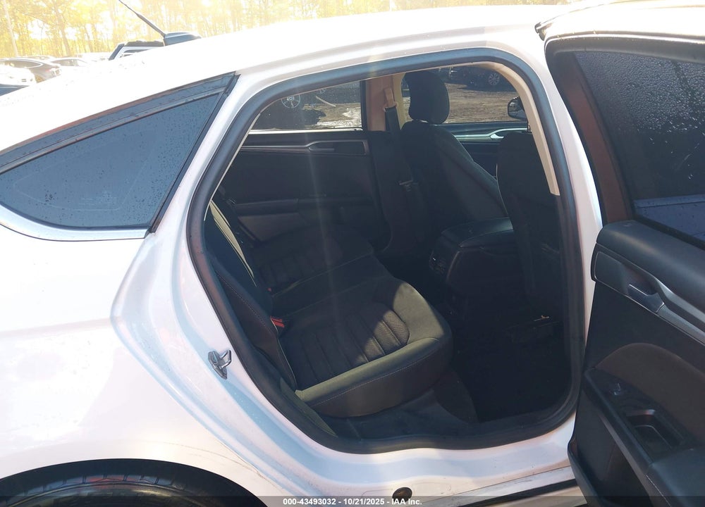 2017 FORD FUSION VIN: 3FA6P0HD9HR188693