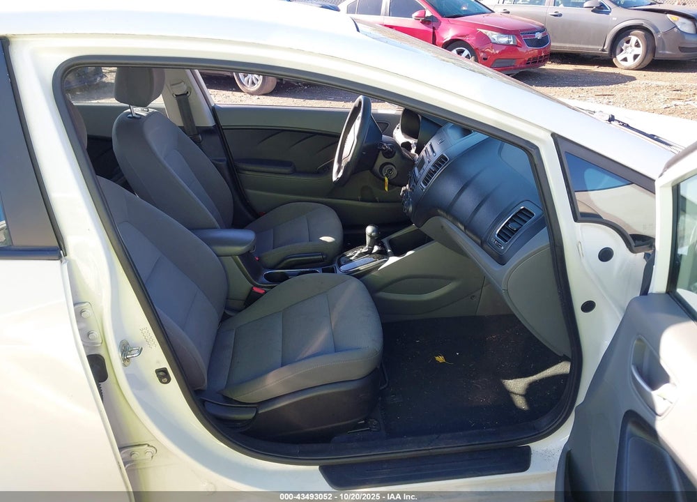 2017 KIA FORTE LX VIN: 3KPFK4A70HE063867