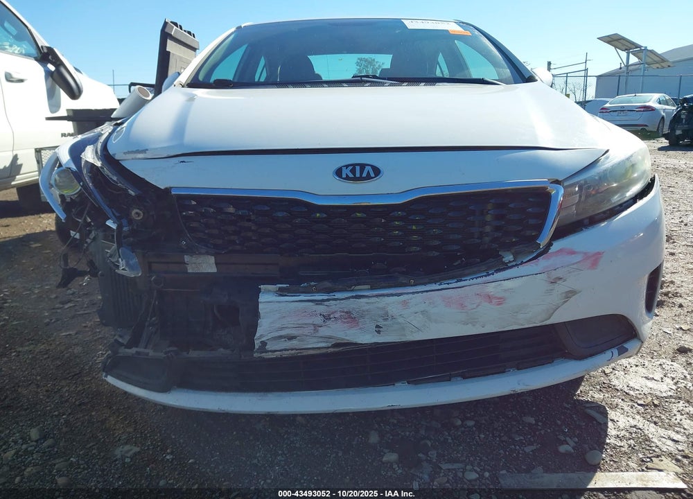 2017 KIA FORTE LX VIN: 3KPFK4A70HE063867