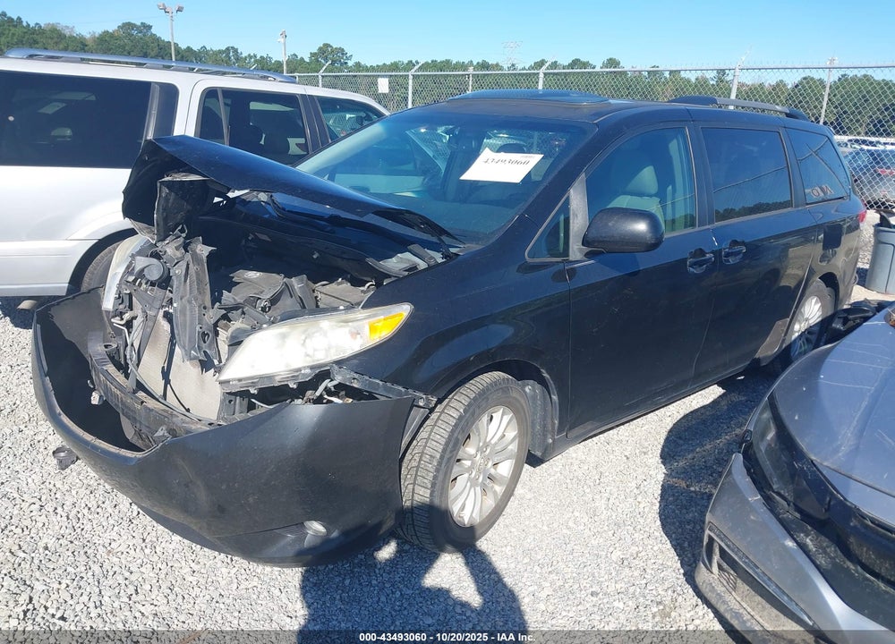 2011 TOYOTA SIENNA XLE V6 VIN: 5TDYK3DC7BS026078
