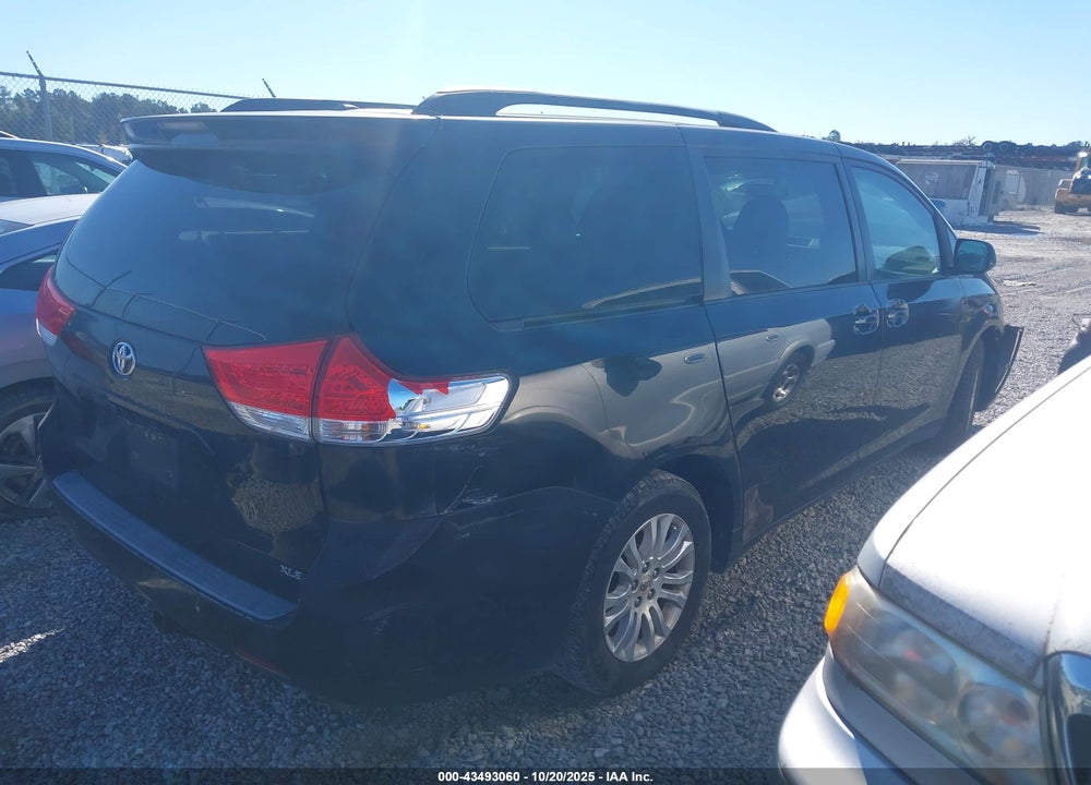 2011 TOYOTA SIENNA XLE V6 VIN: 5TDYK3DC7BS026078