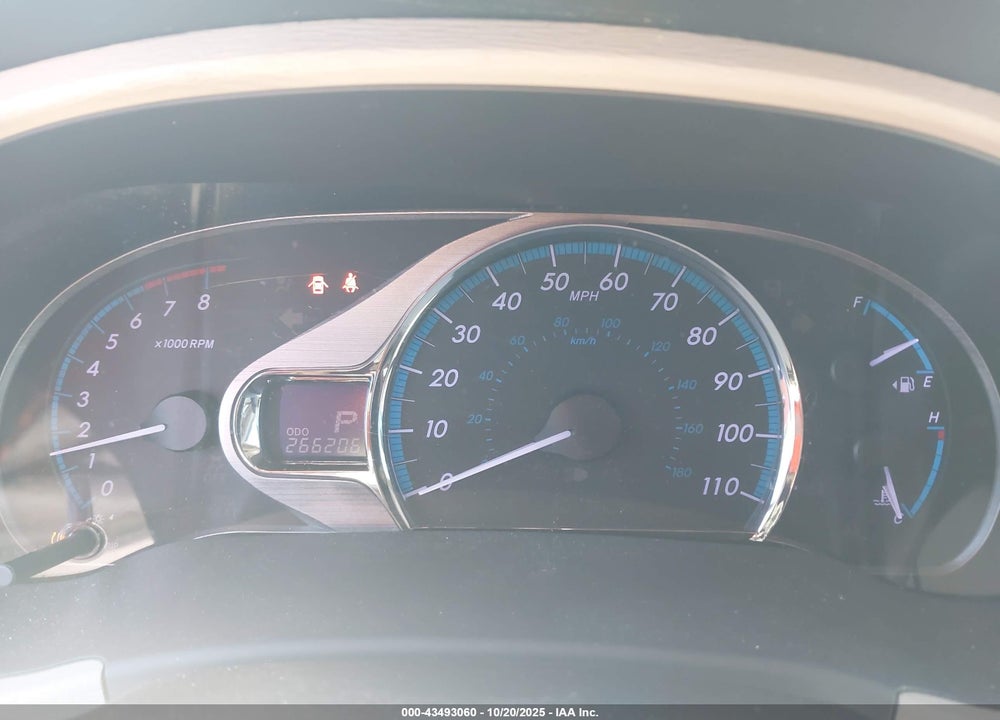 2011 TOYOTA SIENNA XLE V6 VIN: 5TDYK3DC7BS026078