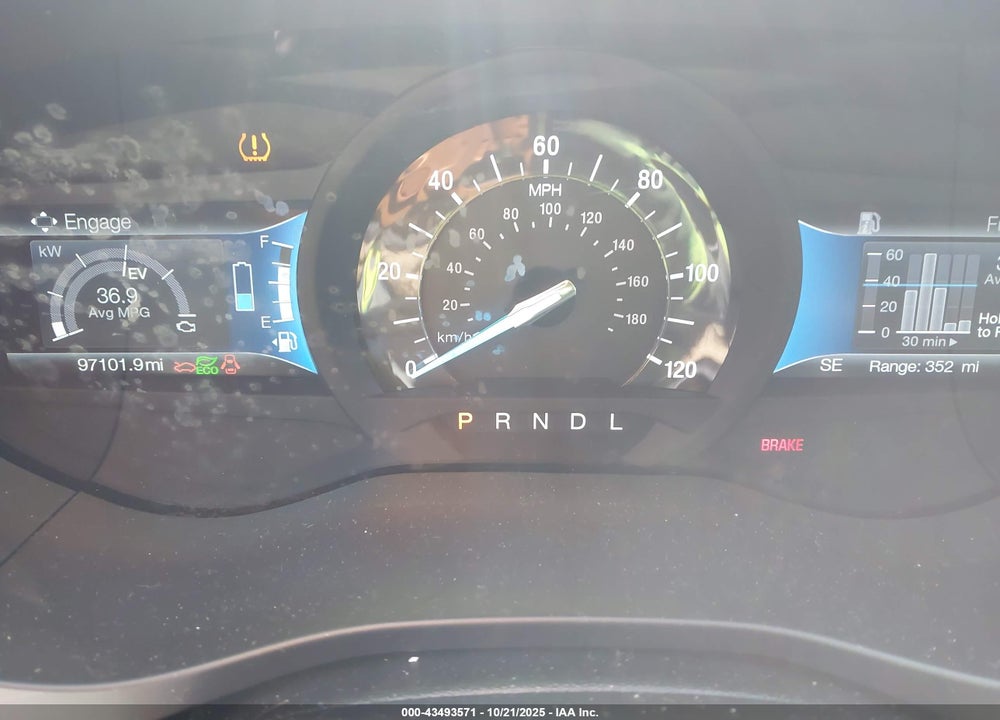 2018 FORD FUSION VIN: 3FA6P0LU6JR103080