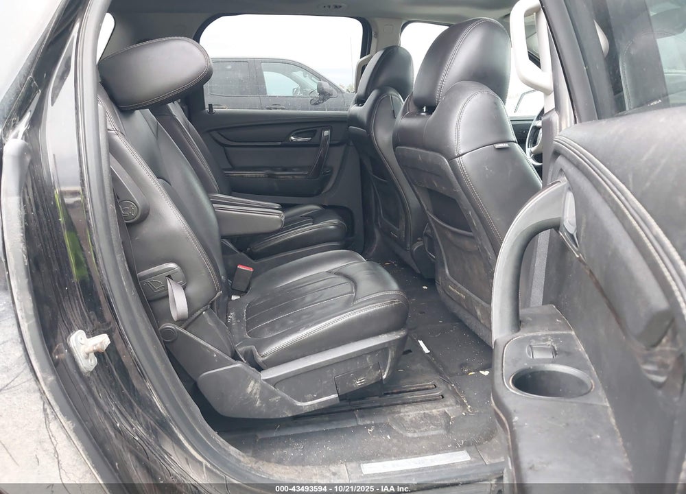 2016 GMC ACADIA DENALI VIN: 1GKKVTKD3GJ224397