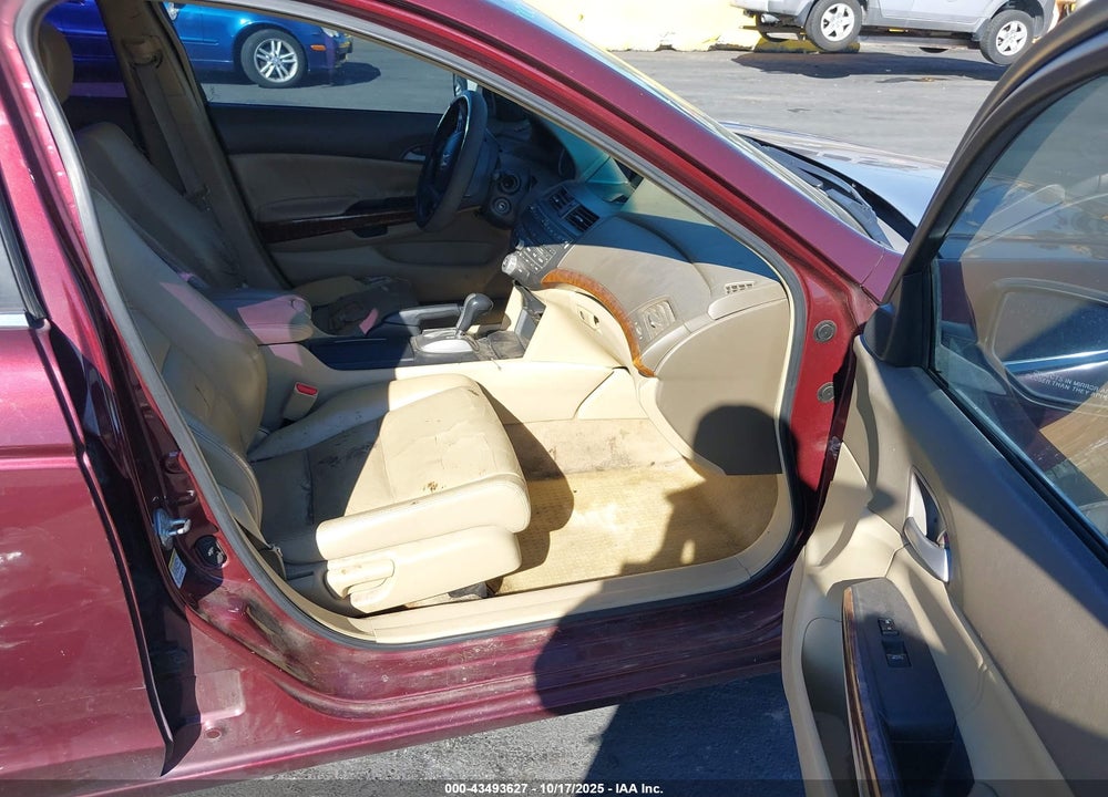 2009 HONDA ACCORD VIN: 1HGCP26899A117098