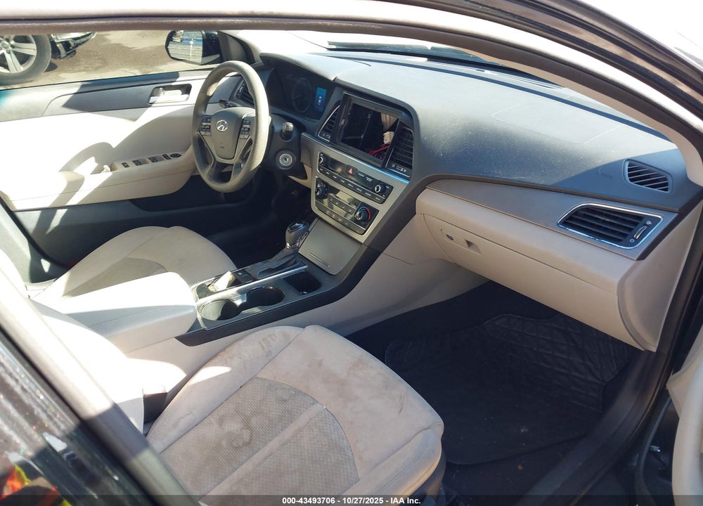 2016 HYUNDAI SONATA VIN: 5NPE24AF4GH337651