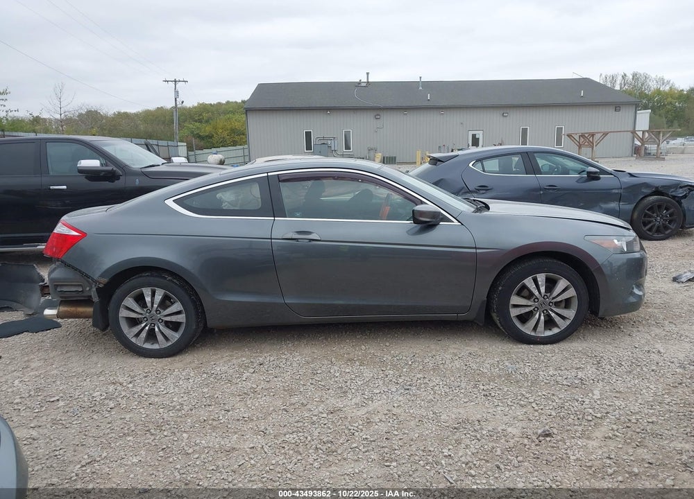 2010 HONDA ACCORD 2.4 EX VIN: 1HGCS1B7XAA006702