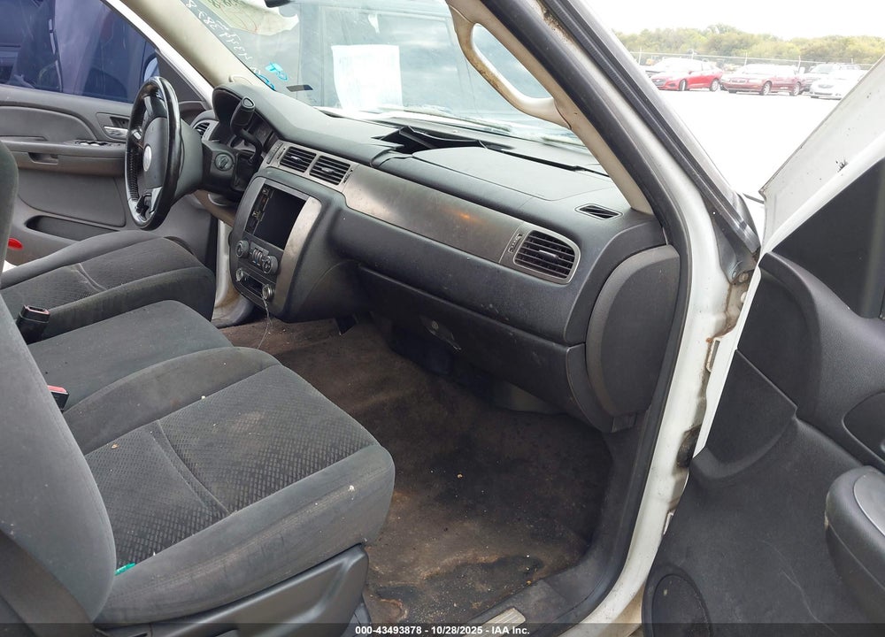 2007 CHEVROLET TAHOE LS VIN: 1GNFC13C67R332101