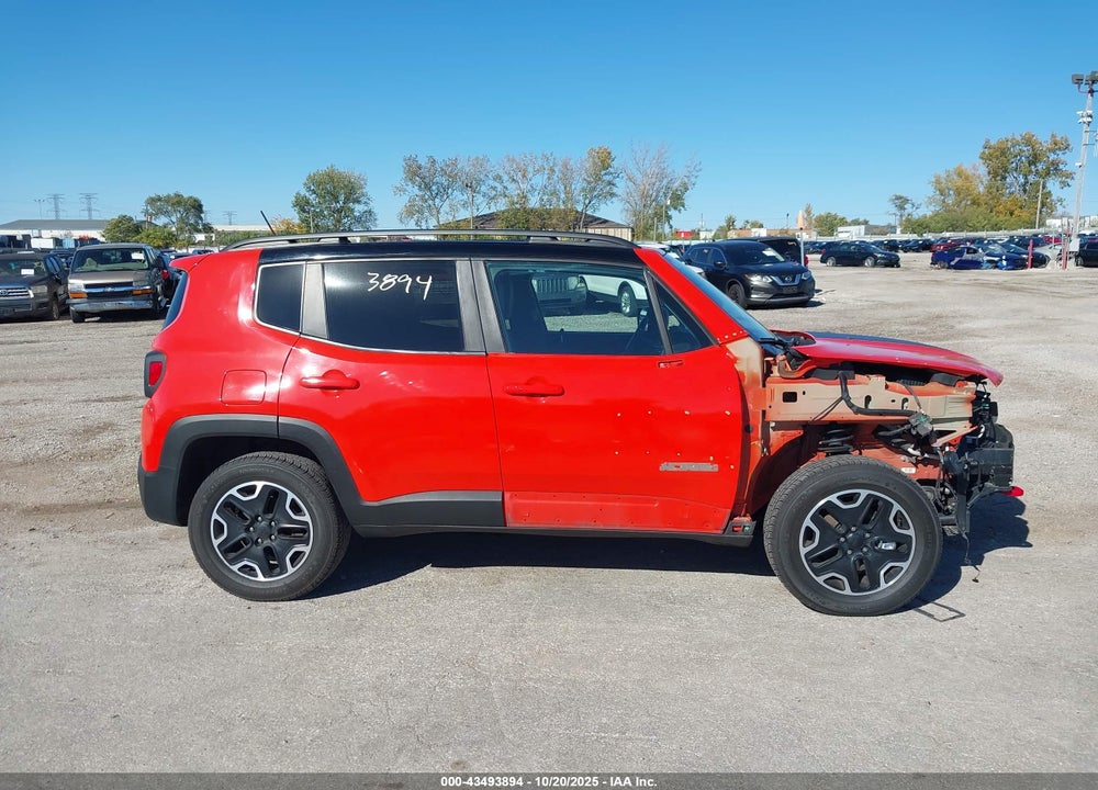 2017 JEEP RENEGADE TRAILHAWK 4X4 VIN: ZACCJBCB2HPF95331