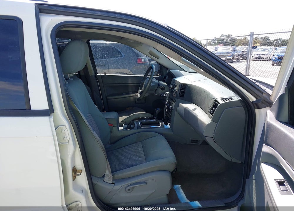 2007 JEEP GRAND CHEROKEE LAREDO VIN: 1J8GS48K17C593682