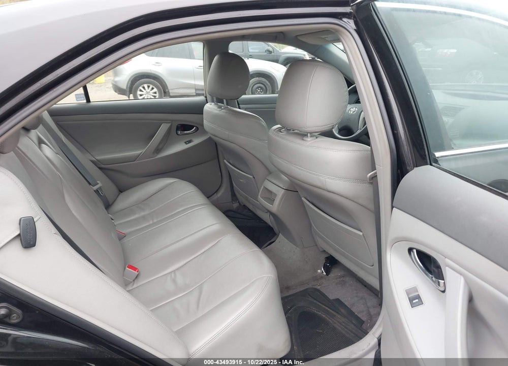 2011 TOYOTA CAMRY VIN: 4T4BF3EK8BR111153