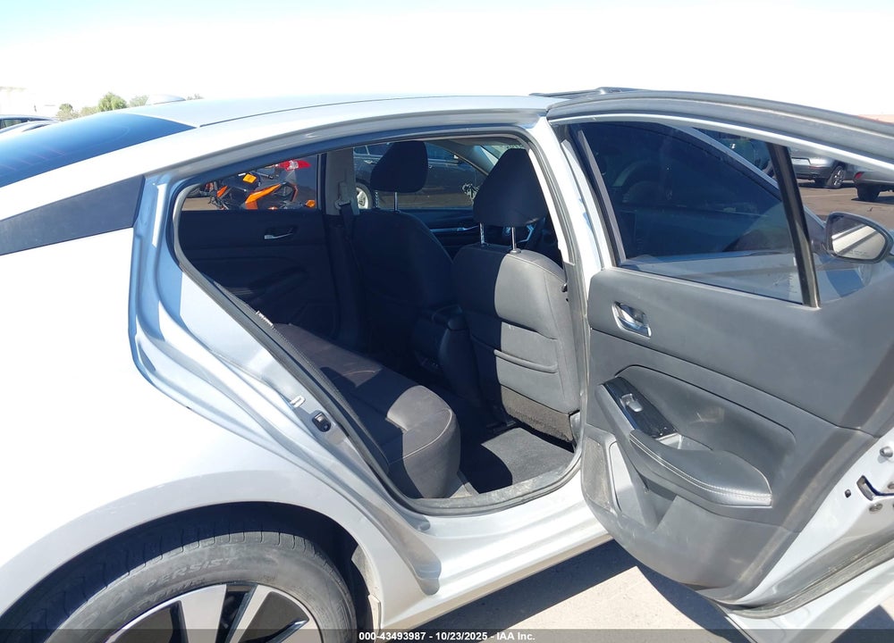 2021 NISSAN ALTIMA VIN: 1N4BL4DV4MN349495
