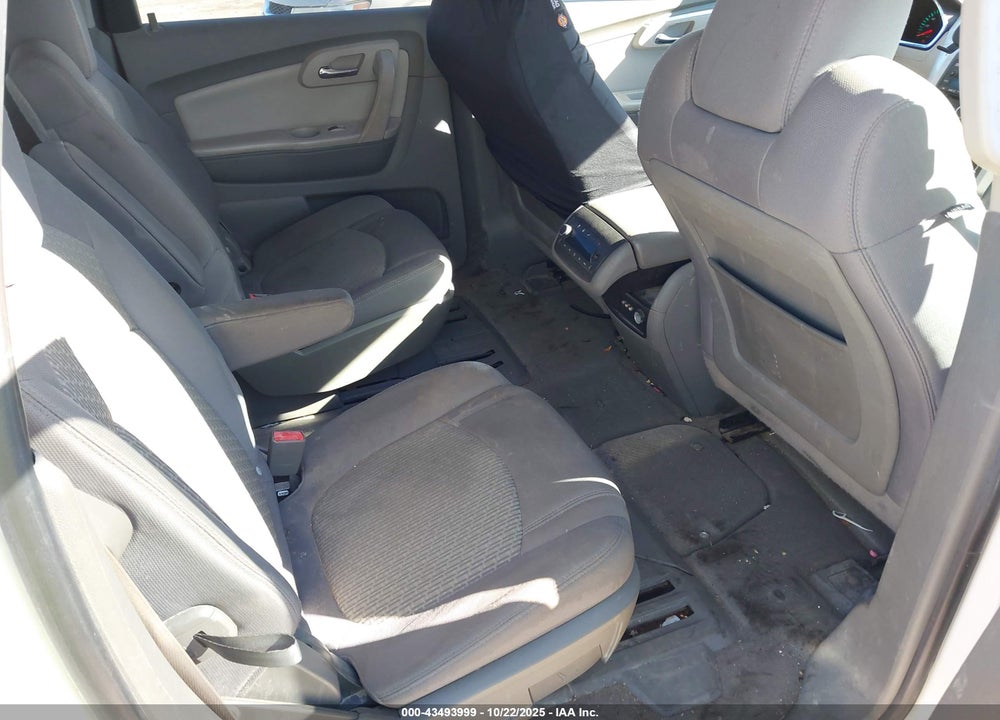 2010 CHEVROLET TRAVERSE LT VIN: 1GNLRFED5AJ199227