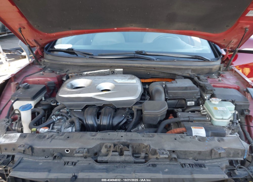 2016 HYUNDAI SONATA HYBRID LIMITED VIN: KMHE34L15GA023038