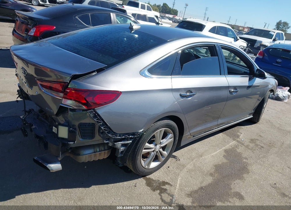 2018 HYUNDAI SONATA SPORT VIN: 5NPE34AF6JH649183