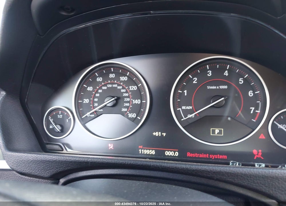 2016 BMW 3 SERIES VIN: WBA8E3G50GNT77218