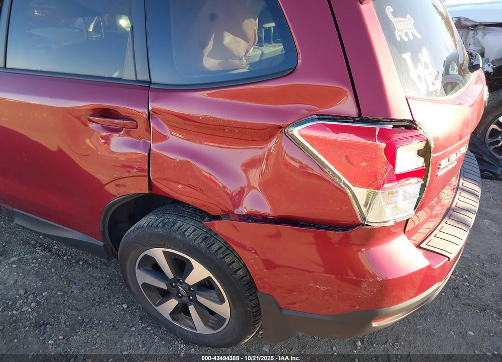 2018 SUBARU FORESTER 2.5I PREMIUM VIN: JF2SJAGC2JH580108