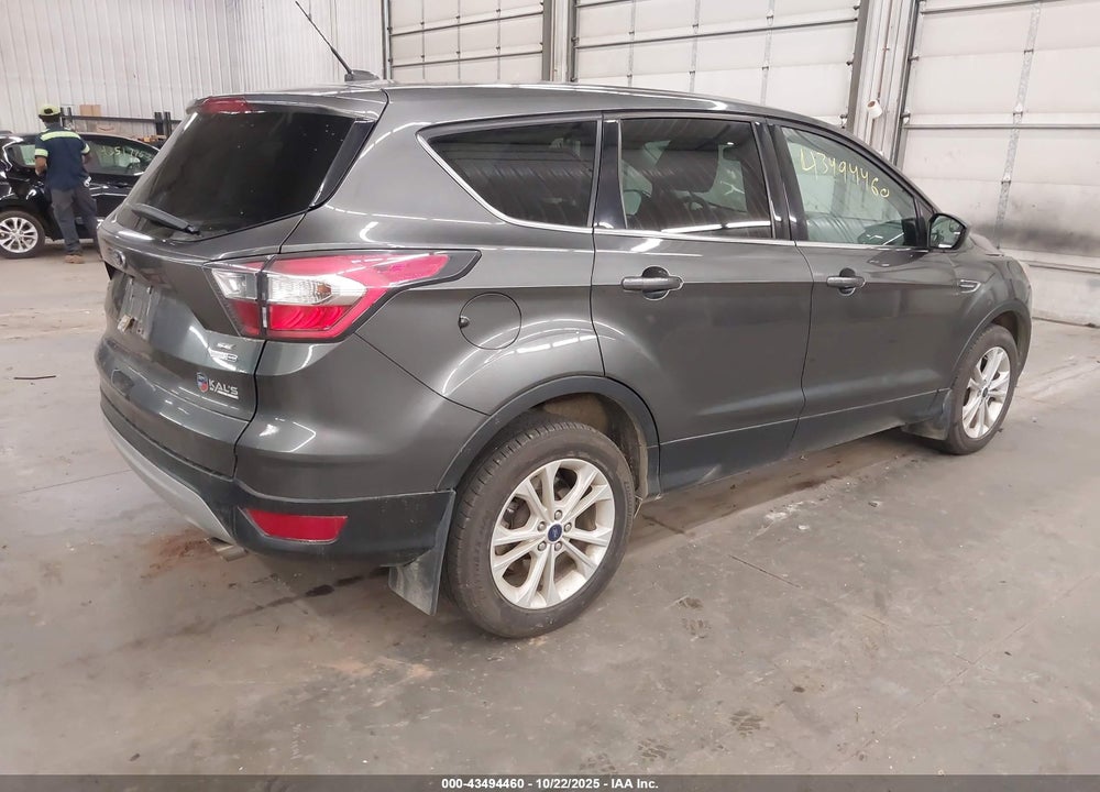 2017 FORD ESCAPE SE VIN: 1FMCU9GD6HUB53092