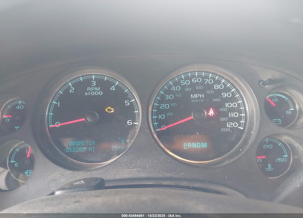 2013 CHEVROLET TAHOE LT VIN: 1GNSKBE01DR300565