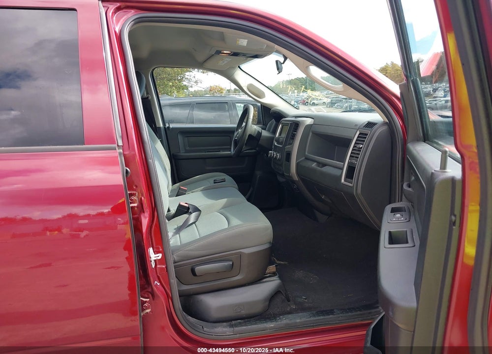 2017 RAM 1500 VIN: 1C6RR7FT8HS796124