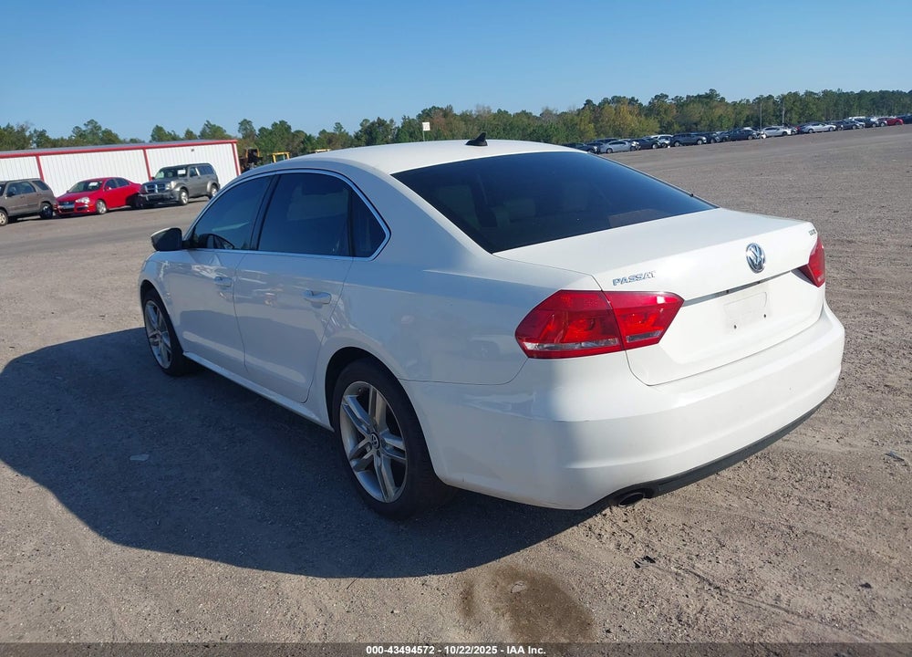 2014 VOLKSWAGEN PASSAT 1.8T SE VIN: 1VWBS7A34EC093452