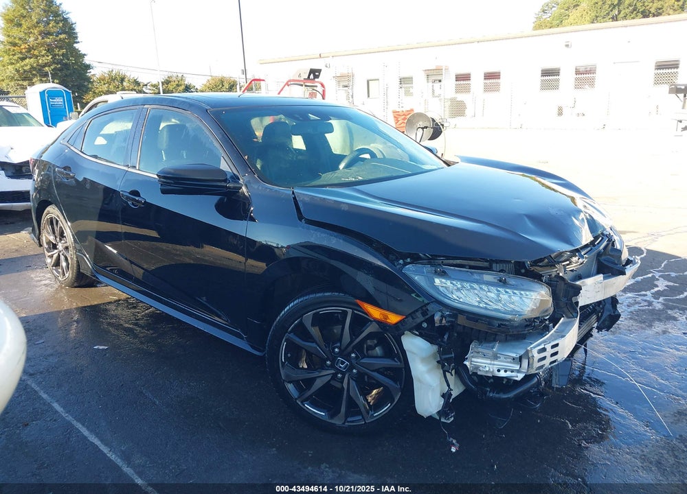 2018 HONDA CIVIC VIN: SHHFK7H95JU225676