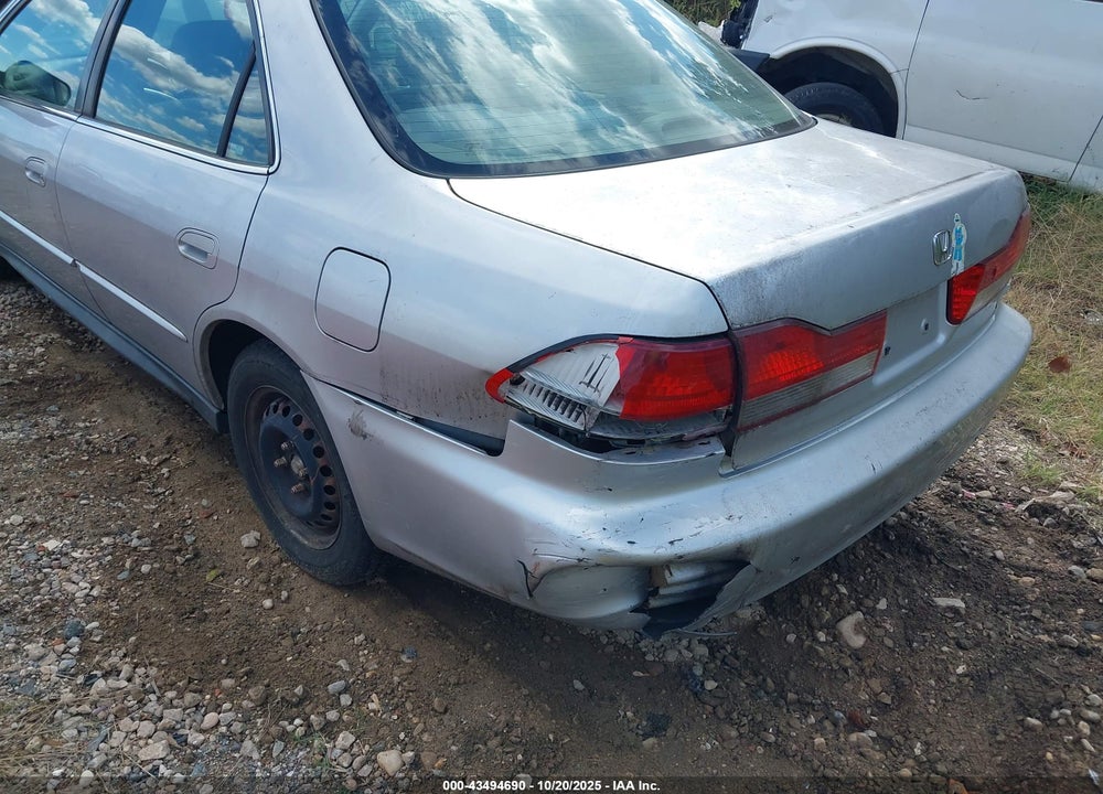 2002 HONDA ACCORD 2.3 LX VIN: 1HGCG56412A152321