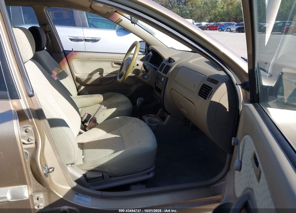 2004 KIA RIO VIN: KNADC125446310658