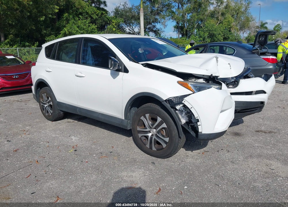 2018 TOYOTA RAV4 LE VIN: 2T3ZFREV9JW440584