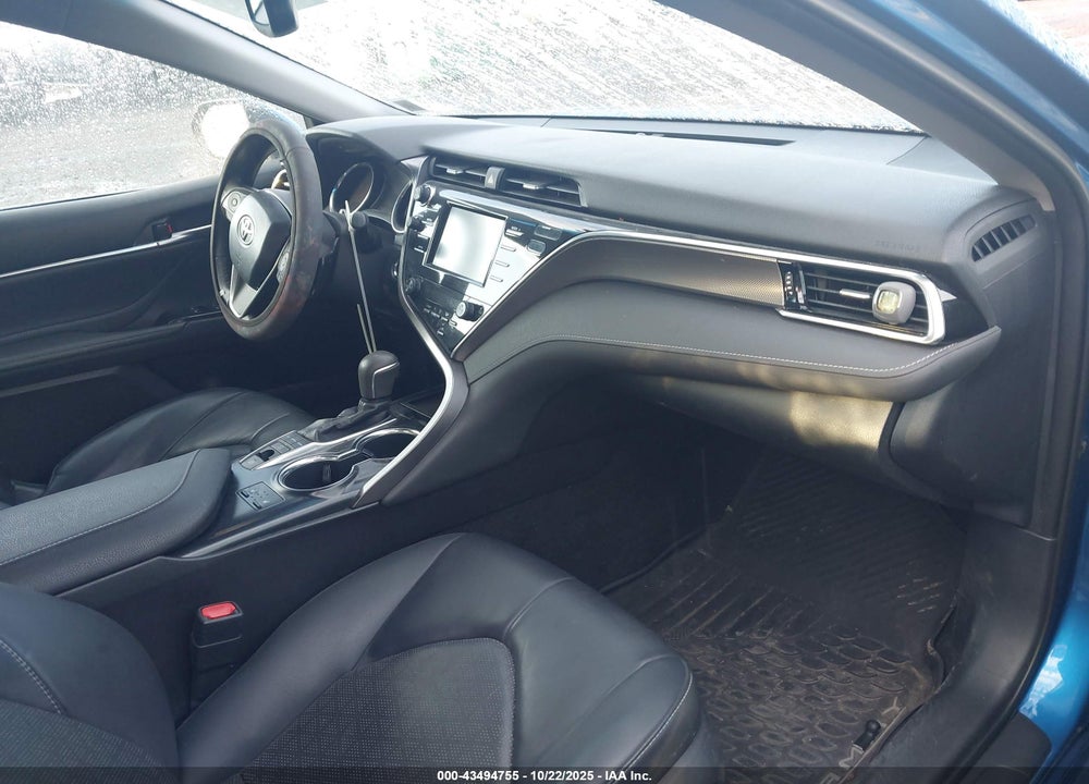 2018 TOYOTA CAMRY VIN: 4T1B61HK5JU134673