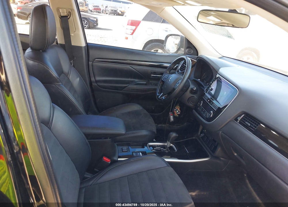 2019 MITSUBISHI OUTLANDER VIN: JA4AD3A35KZ032874