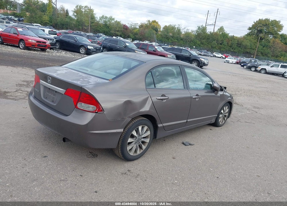 2011 HONDA CIVIC VIN: 2HGFA1F80BH530818
