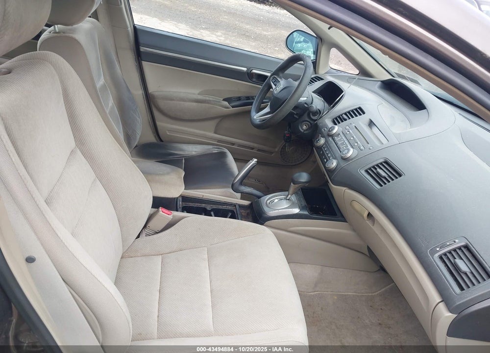 2011 HONDA CIVIC VIN: 2HGFA1F80BH530818