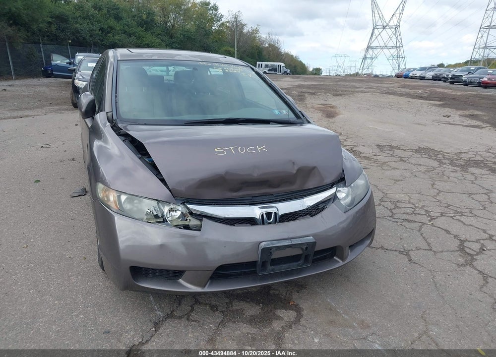 2011 HONDA CIVIC VIN: 2HGFA1F80BH530818